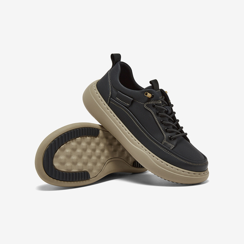 百思图2025秋季新款板鞋时尚潮流街头运动男休闲鞋YM002CM5