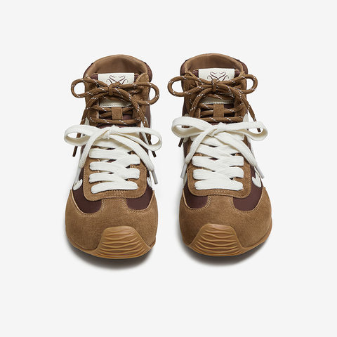 百思图2025冬季新款休闲靴时尚潮流复古运动女短靴D3357DD5