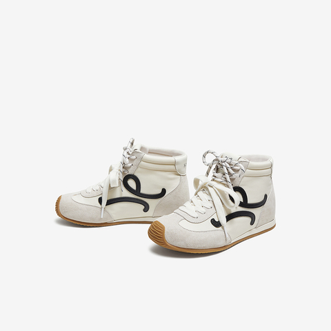 百思图2025冬季新款休闲靴时尚潮流复古运动女短靴D3357DD5