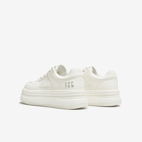 百思图2025秋季新款时尚户外街头运动小白鞋厚底女休闲鞋D3116CM5