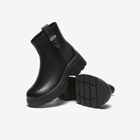 百思图2025冬季新款时装靴时尚简约通勤粗跟女短靴H6829DD5