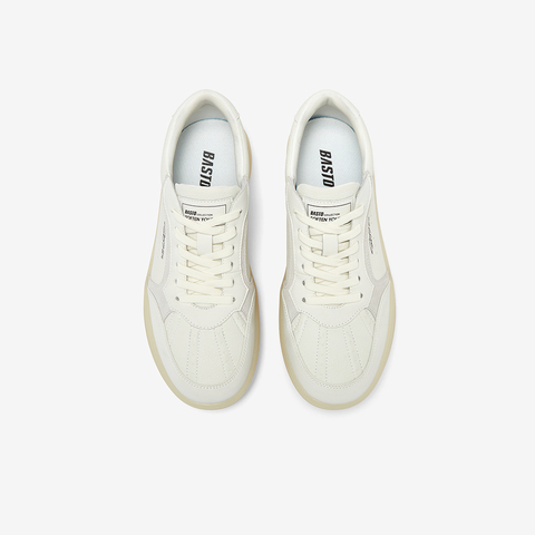 百思图2025秋季新款板鞋时尚潮流街头运动男休闲鞋WOH01CM5