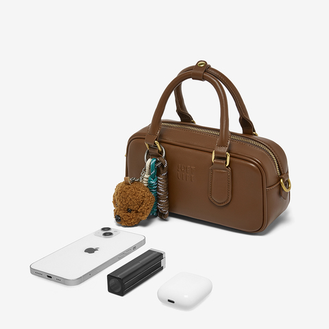 百思图2025冬季新款商场同款波士顿包时尚复古斜挎包女TY097DX5