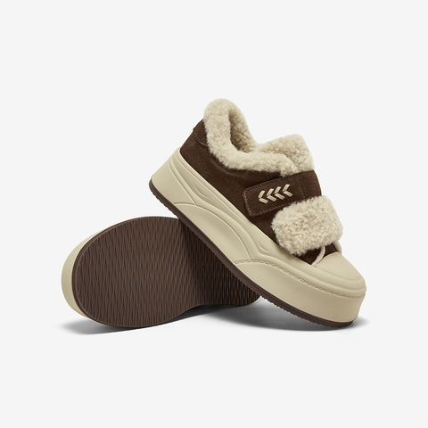 百思图2025冬季新款毛毛鞋棉鞋时尚加绒保暖女休闲鞋E1802DM5