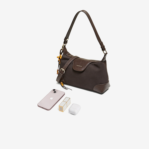 百思图2025冬季新款腋下包时尚复古潮流通勤单肩包女JA205DX5