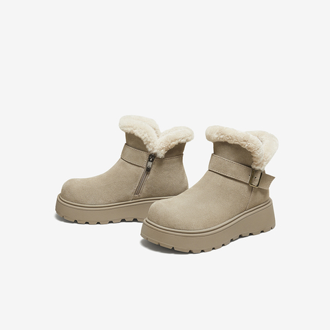 百思图2025冬季新款商场同款雪地靴时尚简约户外女短靴L6828DD5