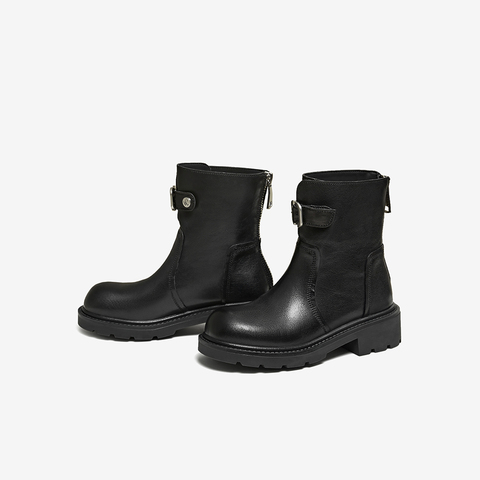 百思图2025冬季新款商场同款休闲靴时尚简约女短靴W8271DD5