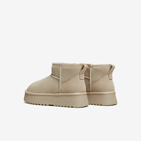 百思图2025冬季新款雪地靴时尚简约户外休闲女短靴DK995DD5