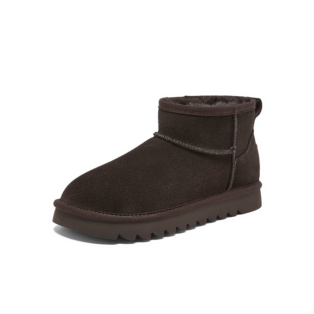 百思图2025冬季新款商场同款雪地靴时尚简约保暖女短靴D6052DD5