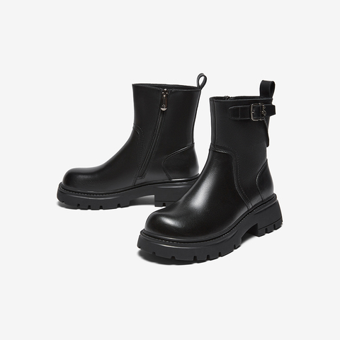 百思图2025冬季新款商场同款休闲靴简约加绒保暖女短靴H1882DZ5