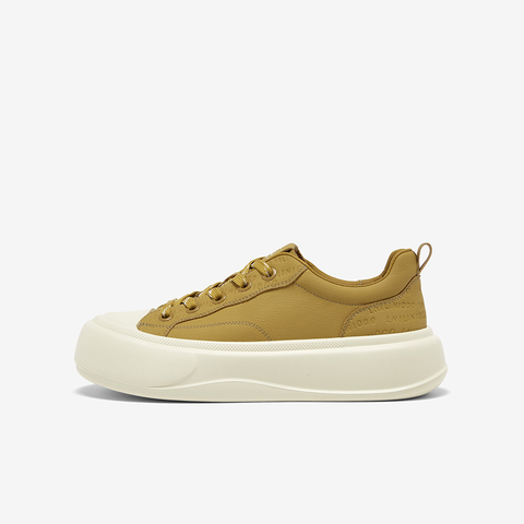 百思图2025秋季新款板鞋时尚户外街头运动男休闲鞋C9136CM5