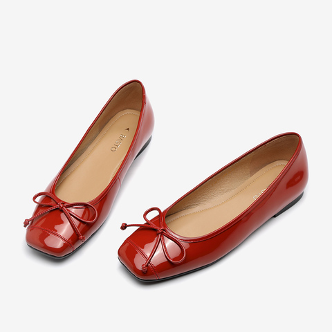 百思图2025春季新款商场同款时尚潮流通勤软便鞋女单鞋TIK38AQ5