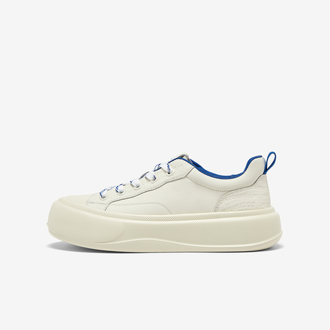 百思图2025秋季新款板鞋时尚户外街头运动男休闲鞋C9136CM5