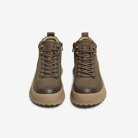 百思图2025冬季新款工装马丁靴时尚潮流运动男短靴51337DD5