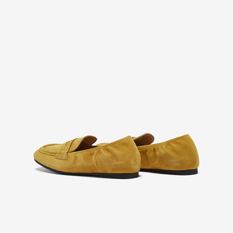 百思图2026春季新款乐福鞋简约复古通勤方头女单鞋UXE01AA6