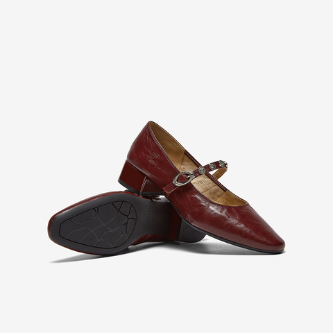 百思图2026春季新款玛丽珍鞋时尚复古潮流粗跟尖头女单鞋BN805AQ6