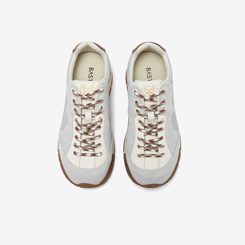 百思图2026春季新款商场同款德训鞋时尚复古女运动休闲鞋W8088AM6