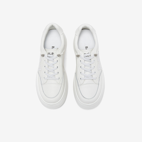 百思图2026春季新款商场同款小白鞋时尚运动女休闲鞋W1688AM6