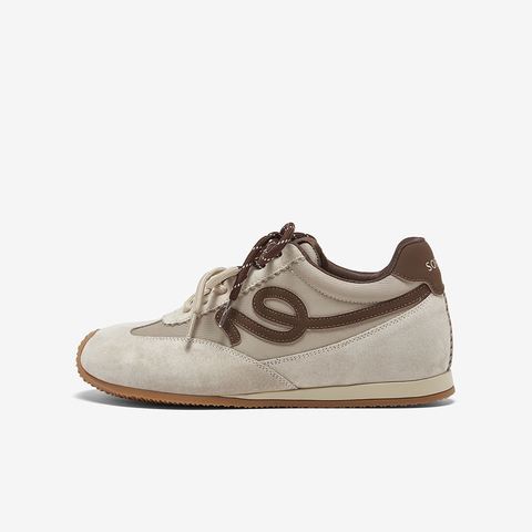 百思图2026春季新款商场同款德训鞋时尚复古女运动休闲鞋D3858AM6