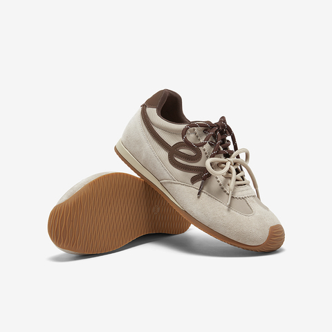 百思图2026春季新款商场同款德训鞋时尚复古女运动休闲鞋D3858AM6