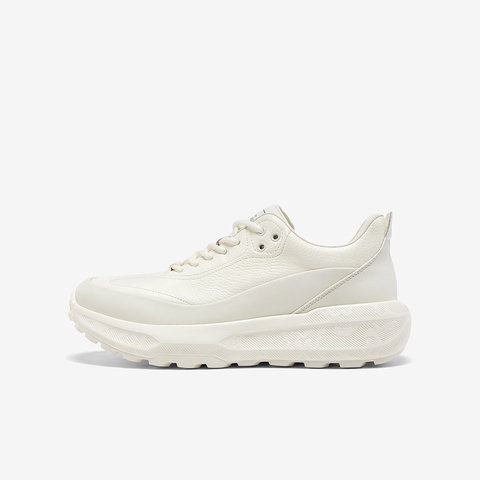 百思图2026春季新款商场同款简约户外休闲男运动鞋C9382AM6