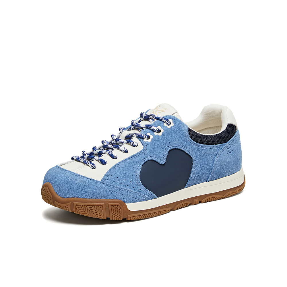 百思图2026春季新款商场同款德训鞋时尚复古女运动休闲鞋W8088AM6