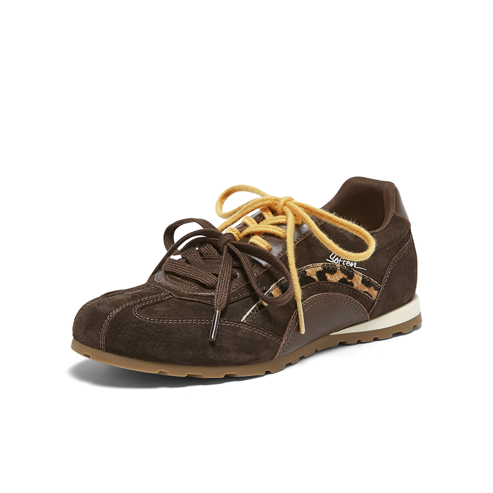 百思图2025春季新款德训鞋时尚复古户外运动女休闲鞋A9062AM6