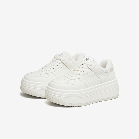 百思图2026春季新款商场同款板鞋户外加绒保暖女休闲鞋WW782AM6