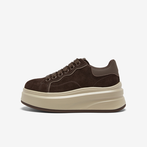 百思图2026春季新款板鞋时尚潮流街头运动女休闲鞋D3827AM6