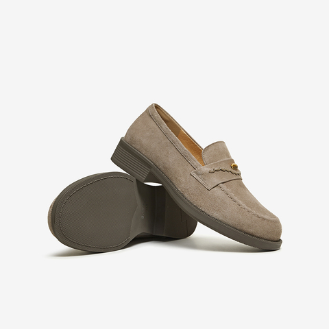 百思图2026春季新款乐福鞋简约复古通勤粗跟女单鞋鞋O2839AA6