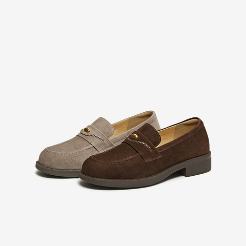 百思图2026春季新款乐福鞋简约复古通勤粗跟女单鞋鞋O2839AA6