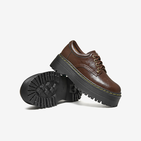 百思图2026春季新款牛津鞋时尚复古学院风女单鞋W1523AM6