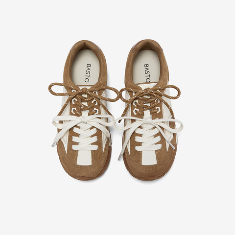 百思图2026春季新款德训鞋时髦复古户外休闲运动女鞋W0883AM6