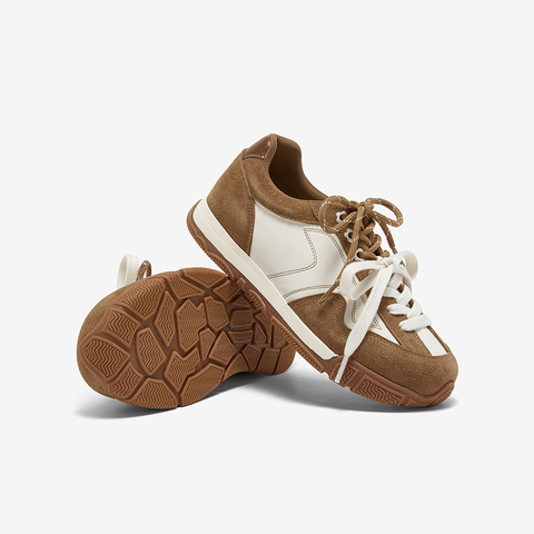 百思图2026春季新款德训鞋时髦复古户外休闲运动女鞋W0883AM6