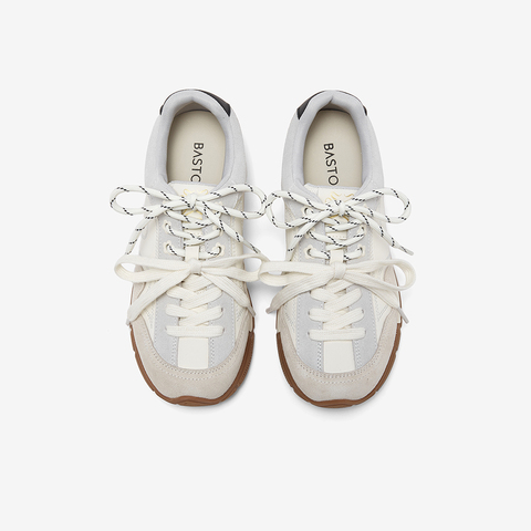 百思图2026春季新款德训鞋时髦复古户外休闲运动女鞋W0883AM6