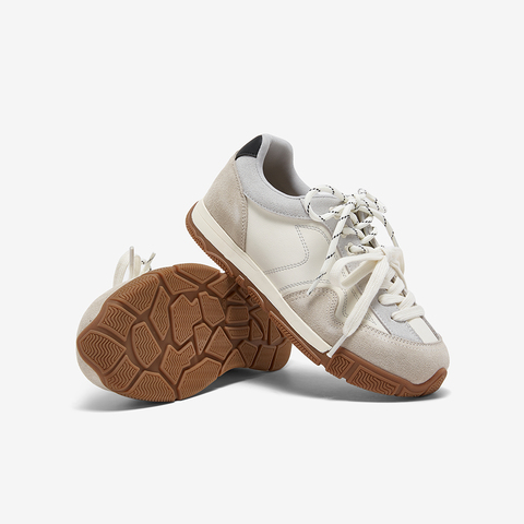 百思图2026春季新款德训鞋时髦复古户外休闲运动女鞋W0883AM6