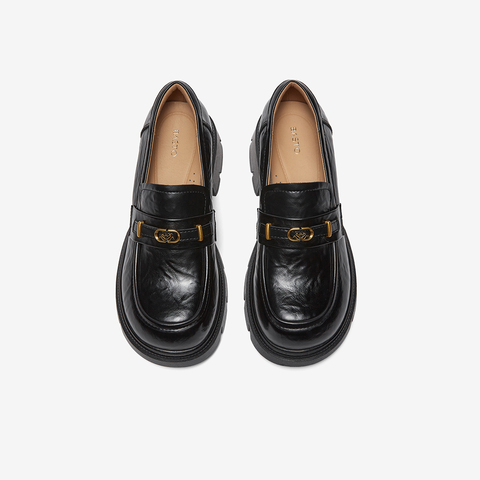 百思图2026春季新款商场同款乐福鞋时髦复古学院女单鞋BV021AA6