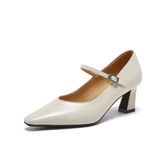 百思图2026春季新款玛丽珍鞋简约复古法式粗高跟女单鞋BN982AQ6