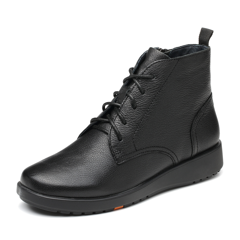 Bata/拔佳2018冬新款专柜同款黑色山羊皮革女短靴马丁靴AV546DD8