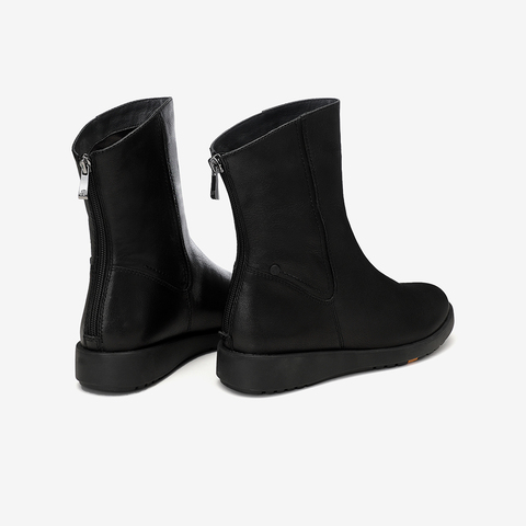 Bata中短筒靴女2020冬商场新款百搭真皮时尚软底时装靴AV554DZ0
