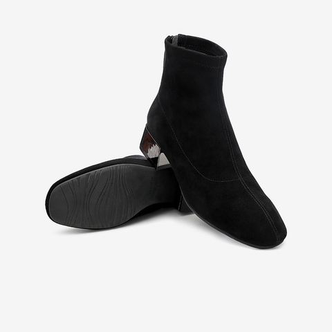 Bata瘦瘦弹力靴女鞋2020冬商场新款百搭中高粗跟短筒袜靴60012DD0