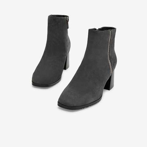 Bata时装靴女2020冬商场新款百搭时尚羊皮粗高跟短靴踝20486DD0
