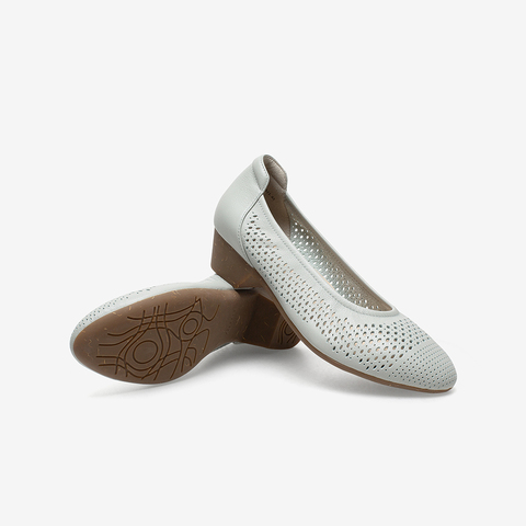Bata奶奶瓢鞋2021春季商场新款仙女风真皮粗跟浅口单鞋1605DAQ1