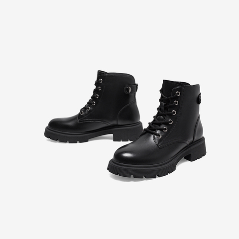 Bata六孔马丁靴女2021冬季商场新款英伦真牛皮粗跟短筒靴99162DD1
