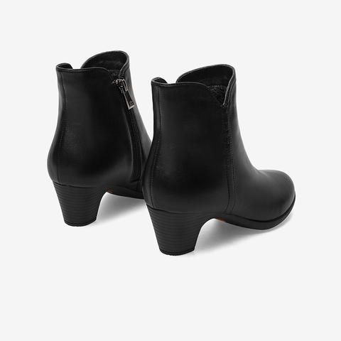 Bata时装靴女2021冬季商场新款百搭粗跟软底羊皮短筒靴AQ754DD1