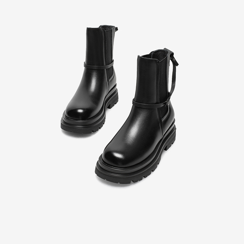 Bata切尔西靴女2021冬季商场新款百搭潮酷粗跟烟筒靴A1820DZ1