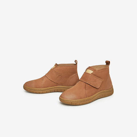 Bata时装靴女2023冬季新款牛皮休闲通勤轻便魔术贴短筒靴9852DDD3