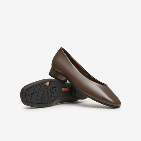 Bata浅口单鞋女2024春商场新款舒适通勤羊皮软底简约单鞋9022DAQ4