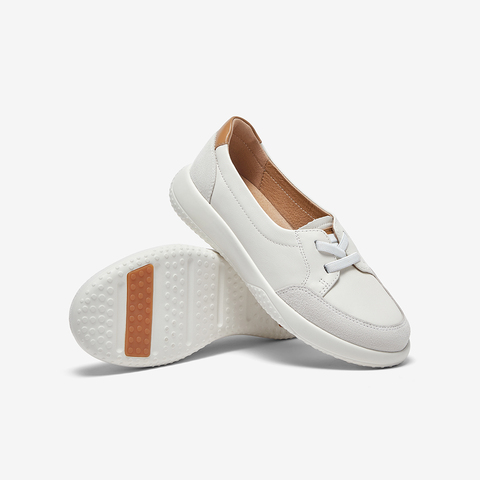 Bata休闲鞋女2024春季商场新款牛羊皮通勤百搭轻便单鞋WRV57AA4