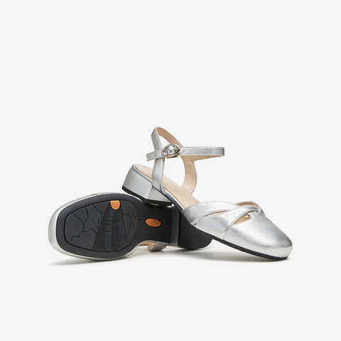 Bata时装凉鞋女2024夏季新款百搭羊皮粗跟软底一字带凉鞋APL07BH4